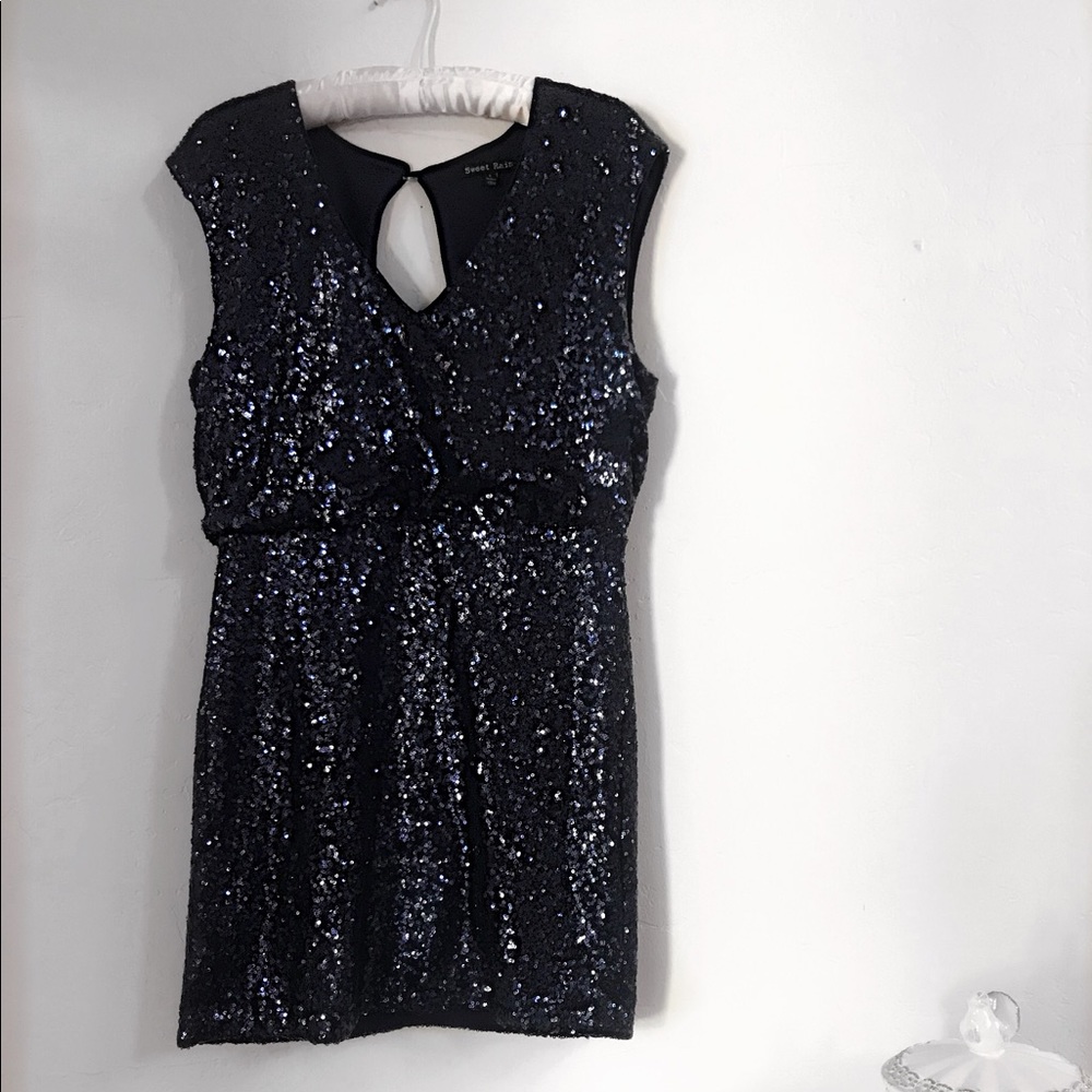Navy blue sequence dress with open back